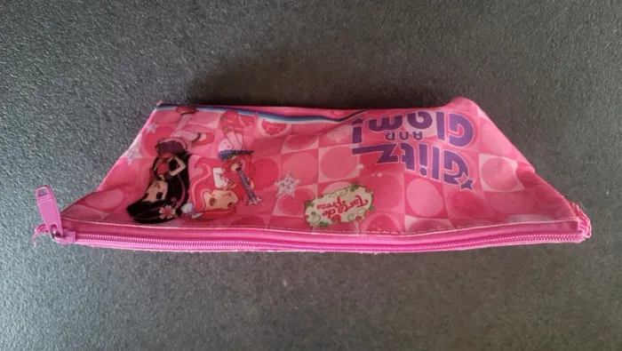 Trousse Charlotte aux fraises 🍓 - photo numéro 3