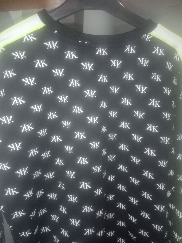 Pull taille 16ans kiabi - photo numéro 2