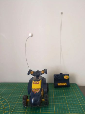 voiture téléguidée xrx vintage