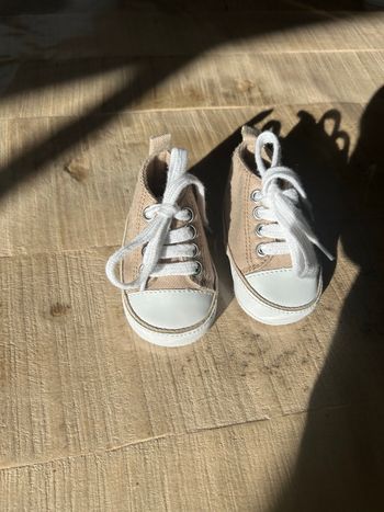 Baskets à lacets beige 