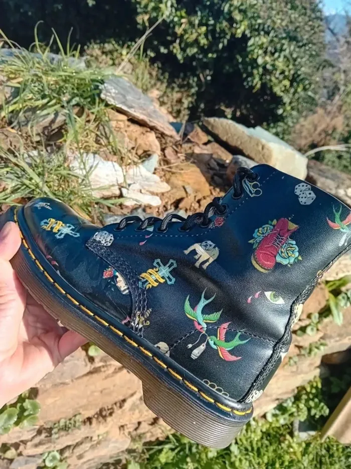 Dr. Martens noir Tatoo tatouage 37 - photo numéro 5