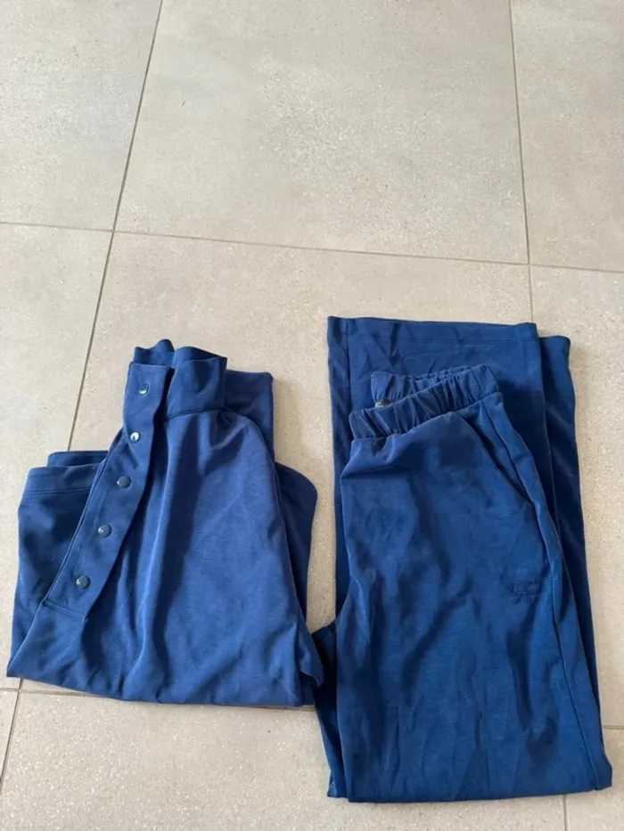 Ensemble bleu marine Parfois, taille M/L, neuf avec étiquette valeur de l'ensemble 80€