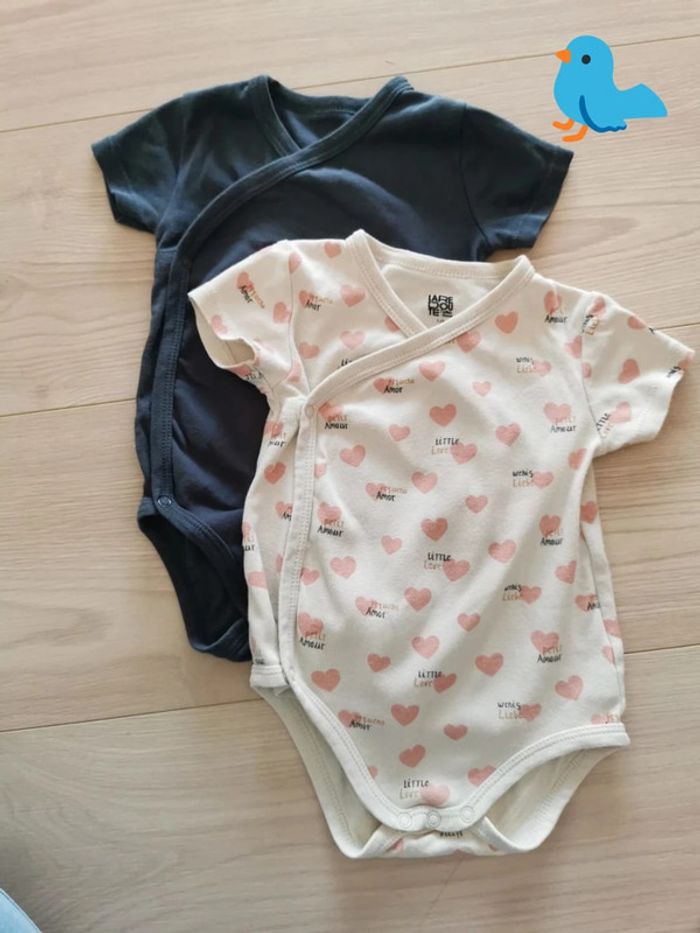 Lot de 2 bodies 12 mois