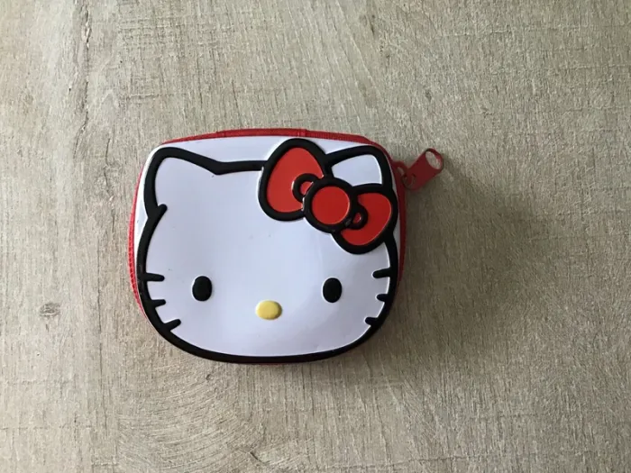 Vintage 1976 2011 porte monnaie hello kitty