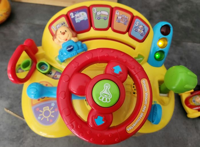 tableau de bord interactif vtech Vroum Vroum des Découvertes - photo numéro 2