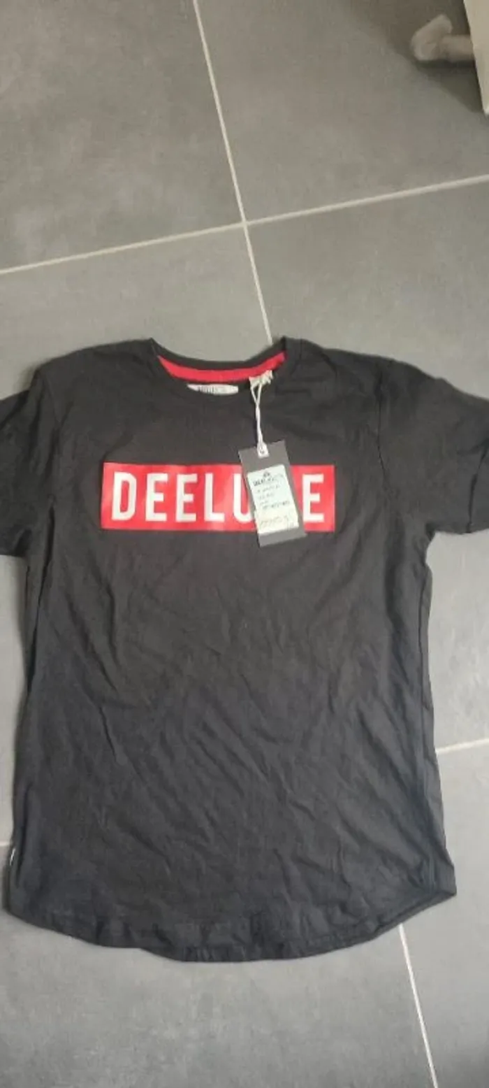 TEE SHIRT DELUXE 14 ANS neuf - photo numéro 6