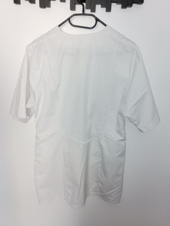 Blouse médicale taille 42/44 - photo numéro 2
