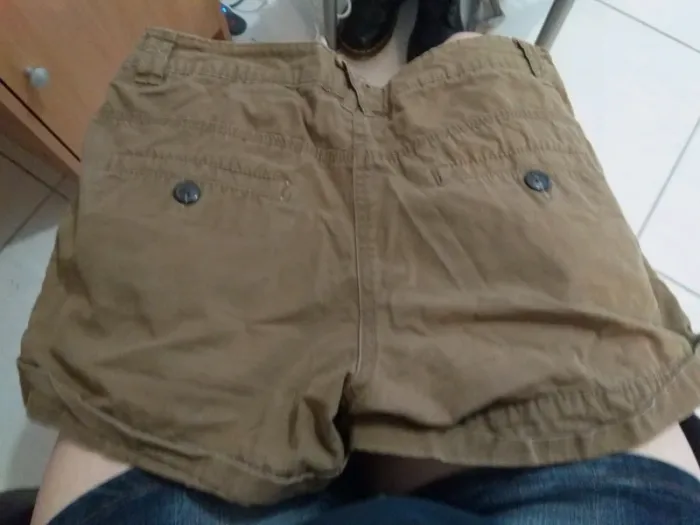 Short marron - photo numéro 3
