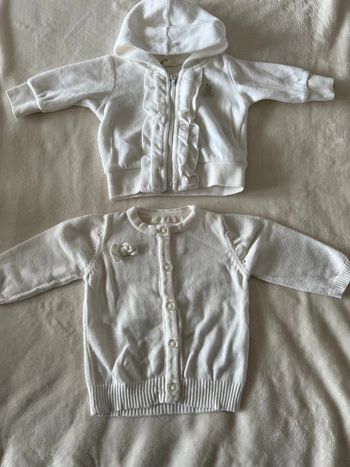 Lot de deux gilets Benetton + Early days