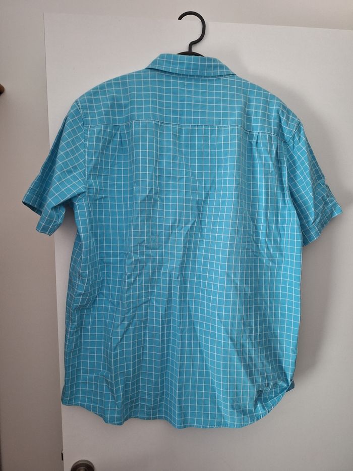 Chemise à manches courtes