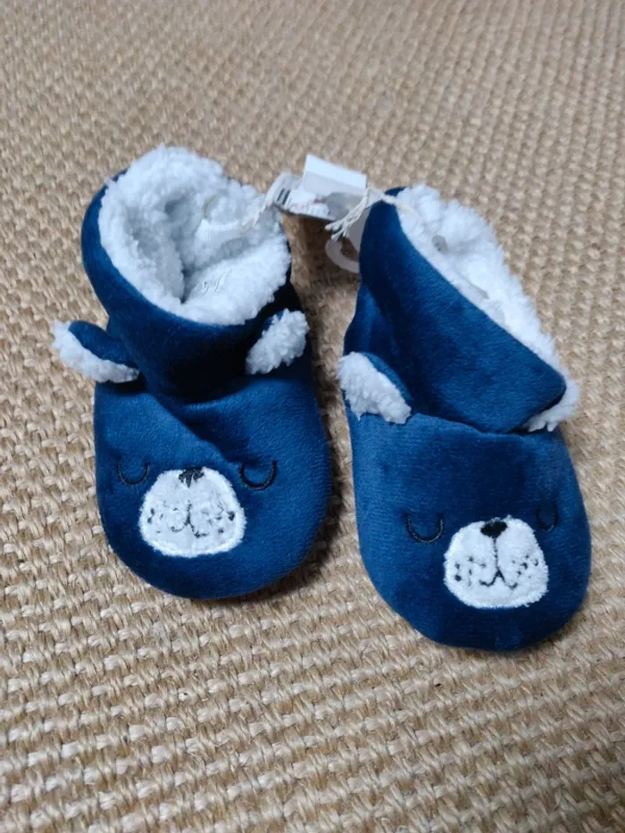 Chaussons fourrés ourson marine les essentiels de Bout'chou taille 20/21