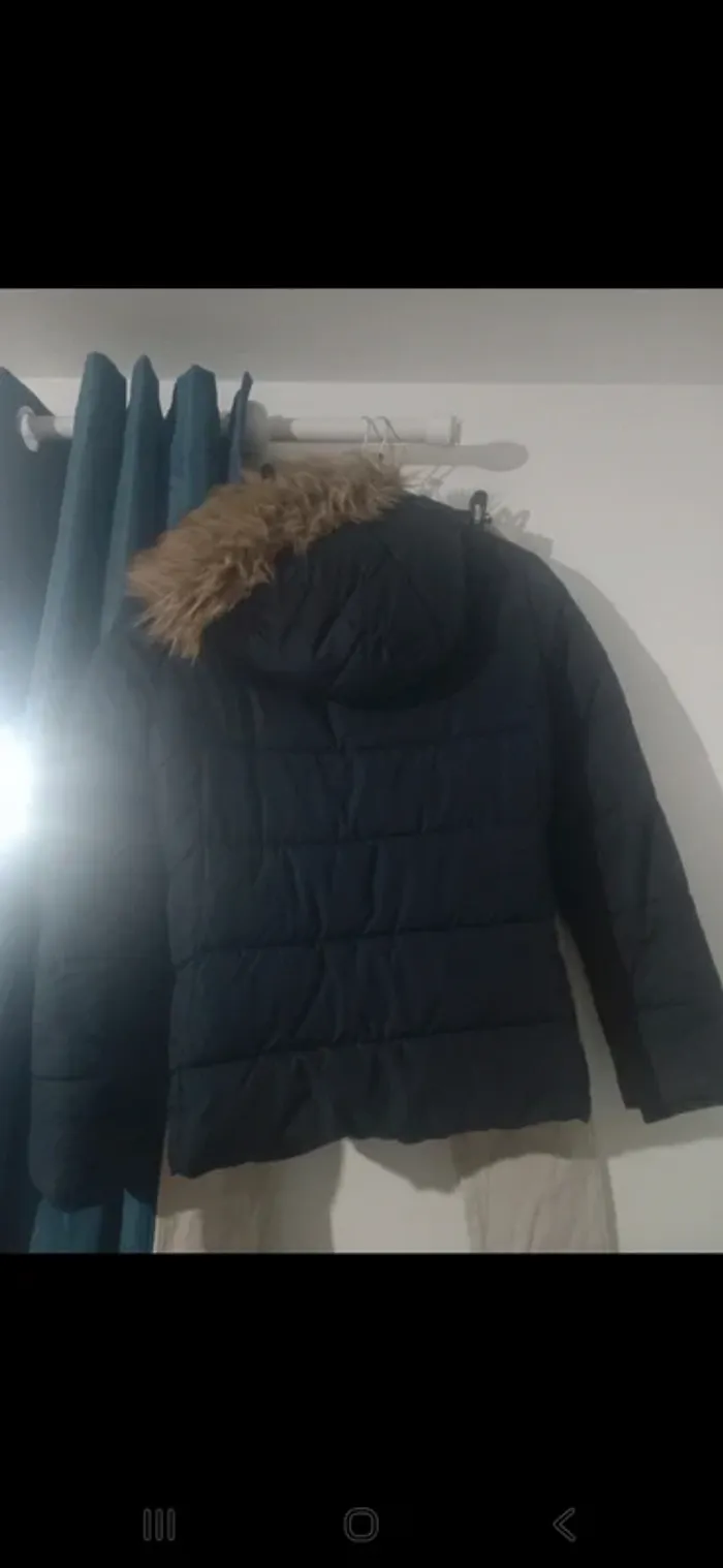 Manteau matelassé bleu marine Kiabi – taille 42 - photo numéro 2