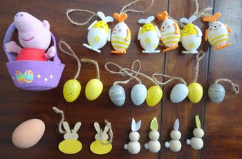 Lot Paques enfant 2: Peluche de Pâques Peppa Pig dans son panier + décos de pâques enfant