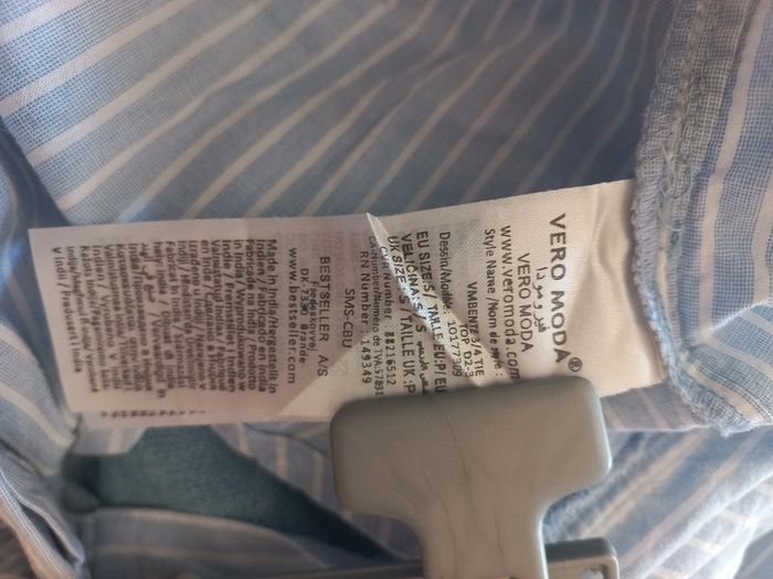 Chemisier rayé bleu et blanc noué dos - photo numéro 6
