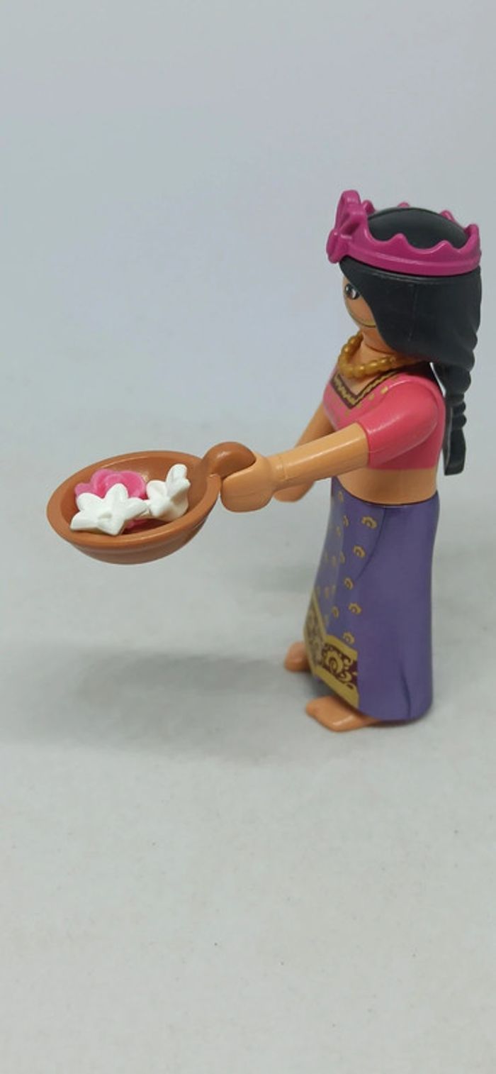 Femme princesse indienne avec fleurs playmobil - photo numéro 4