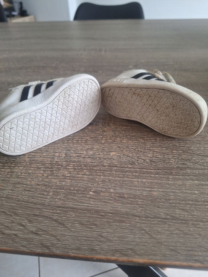 Baskets addidas - photo numéro 2