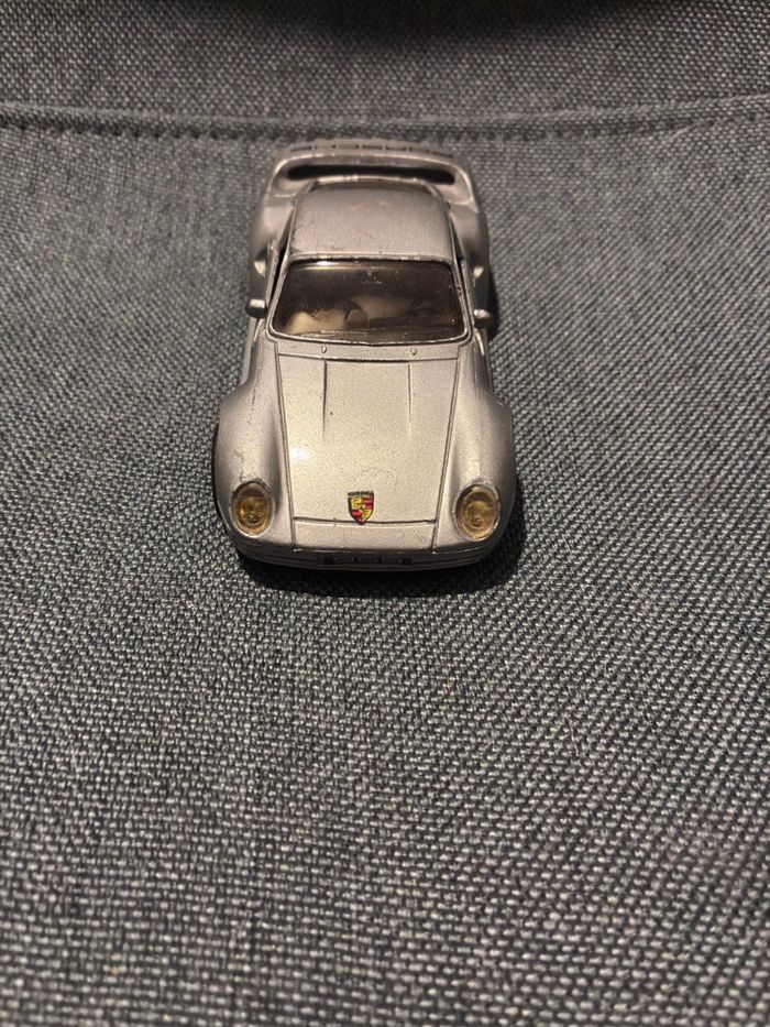 🚗 Porsche miniature – idéale pour les petits fans d’autos ! - photo numéro 4