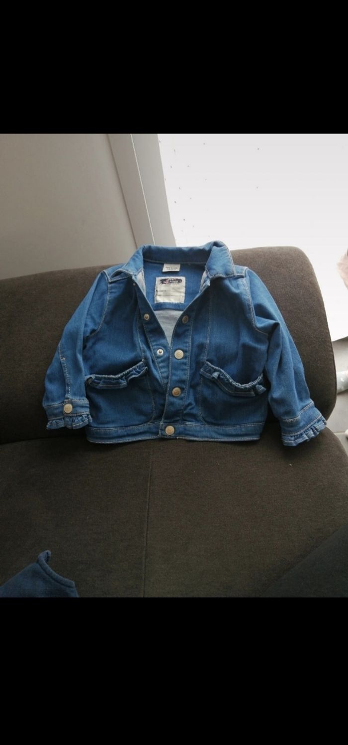 Veste en jean fille 23 mois
