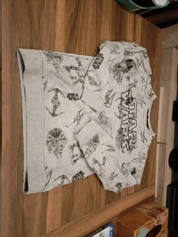 Sweat starwars 12 ans