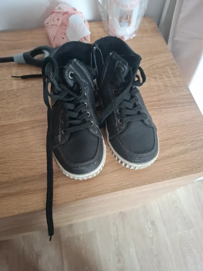 Chaussure 28