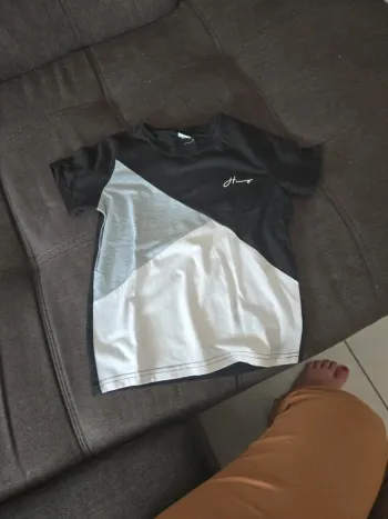 T-shirt taille 6 ans