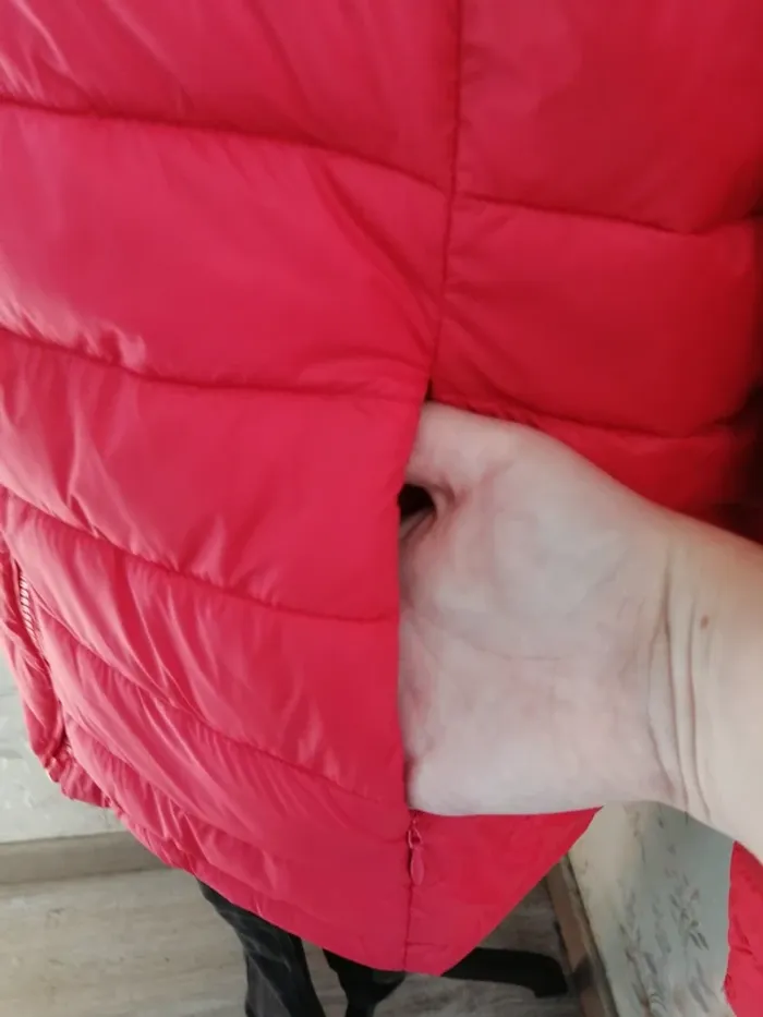 Doudoune rouge matelassée col arrondie avec poches fermées / kiabi / (44) - photo numéro 4