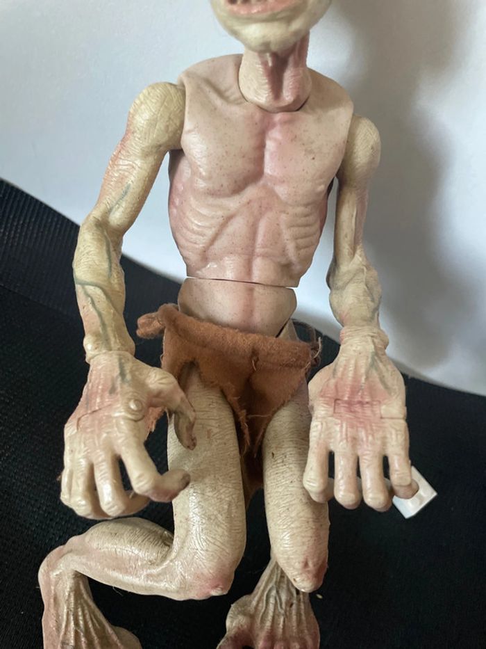 Le seigneur des anneaux grande figurine articulée Gollum 26cm 2003 Marvel - photo numéro 9