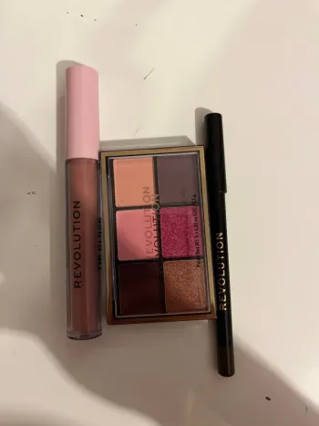 Lot makeup révolution