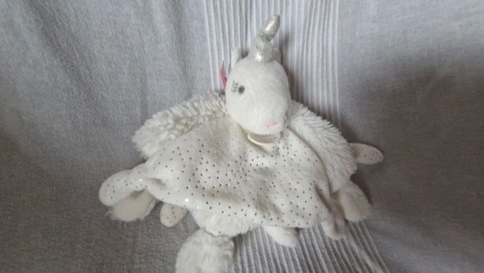Doudou plat blanc Licorne Doudou et compagnie