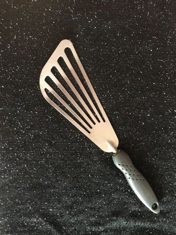 spatule manche noir * prix 0.50 cts * kiki60230