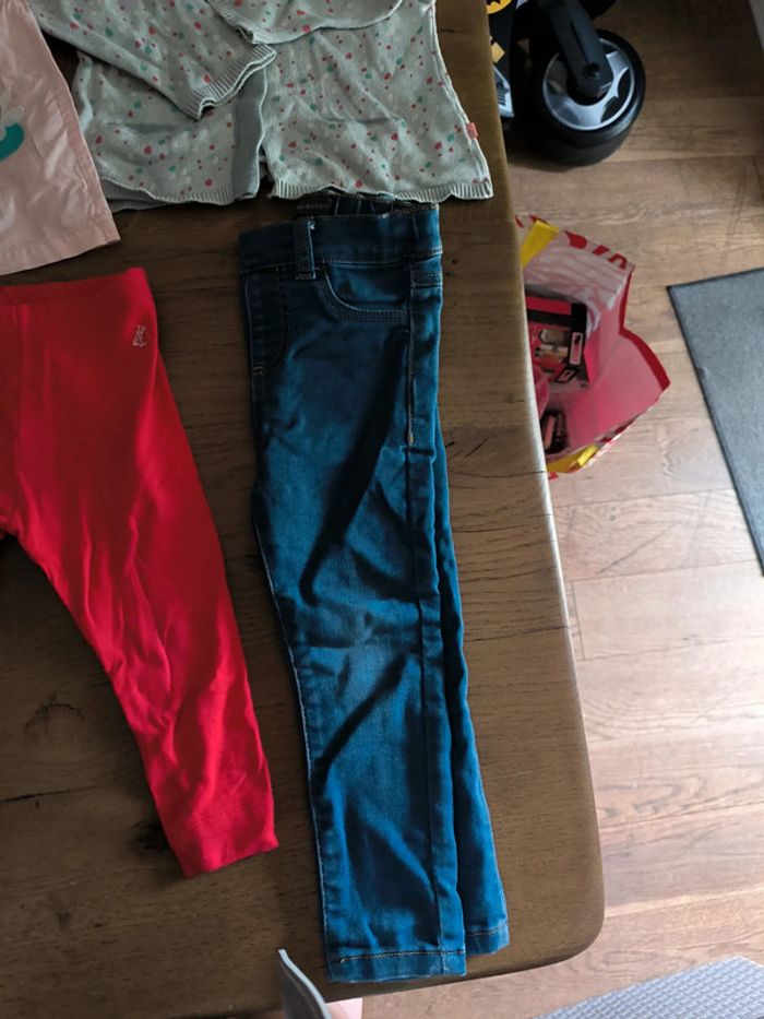 Lot de 5 vêtements fille taille 18 mois - photo numéro 4