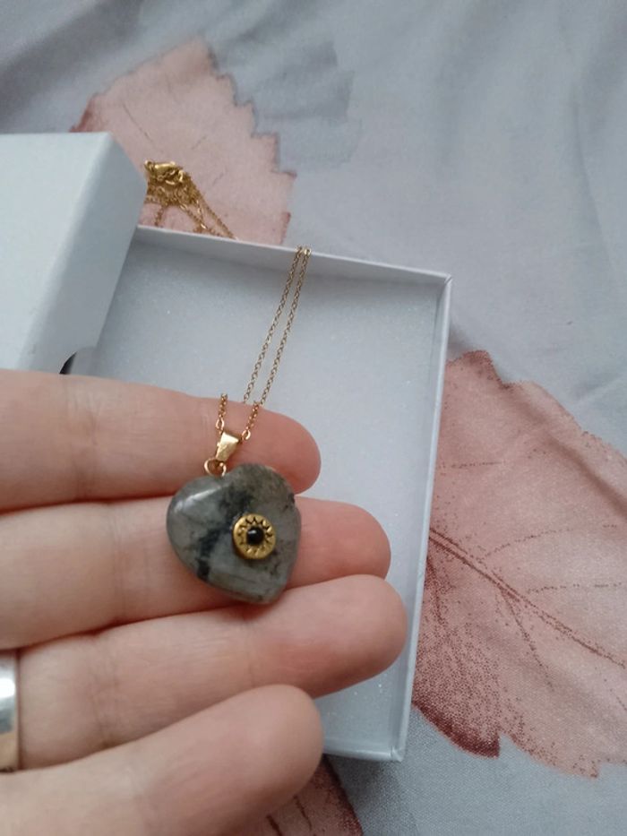 Collier coeur en pierre de labradorite - photo numéro 3