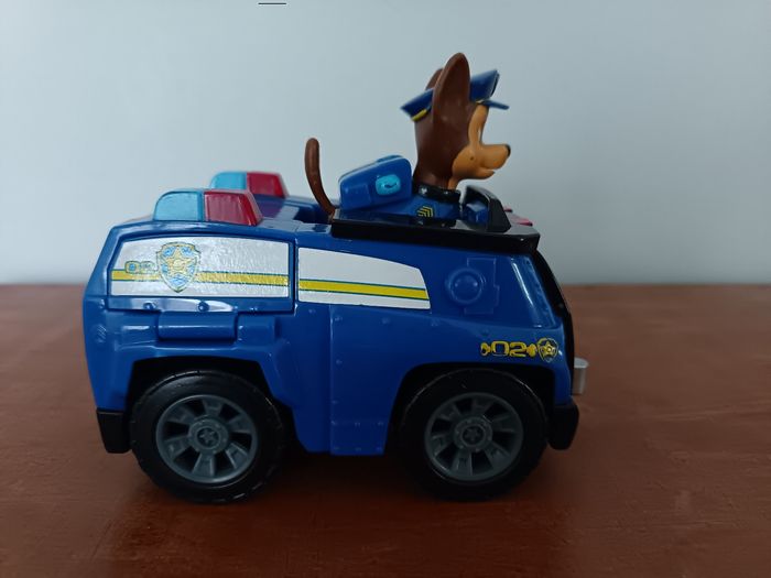 Véhicule et figurine Chase de la Pat Patrouille - photo numéro 3