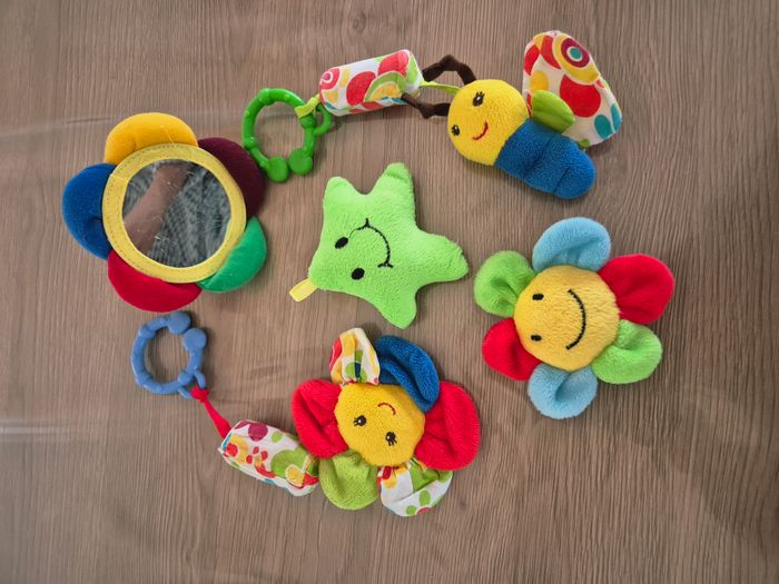 🌸 Lot de jouets d’éveil tout doux – Fleurs, étoile et papillon 🧸 - photo numéro 3