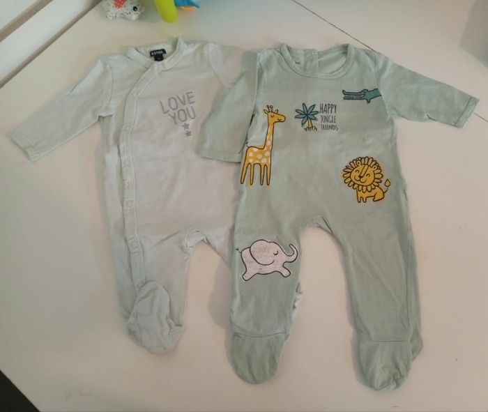 Lot  pyjamas 3 mois - photo numéro 3
