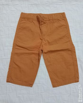 Bermuda short moutarde jamais porté 5 ans