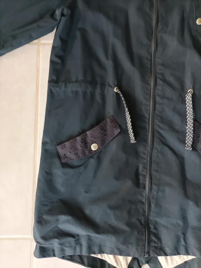 Magnifique imperméable fille 12 ans (150 cm) Vertbaudet - photo numéro 2