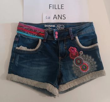 Short jean Desigual 9/10 ans
