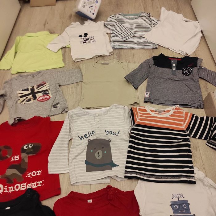 Lot 18 TS manches longues 6 mois 🤠 - photo numéro 3