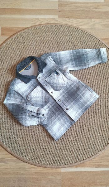 Superbe chemise garçon taille 2/3 ans