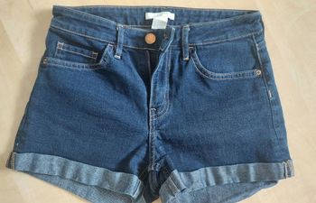 Short en jeans
