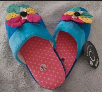 Pantoufles fille  pointure 32/33