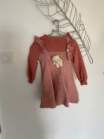 Robe très epaisse hiver fille 5 ans 110 cm