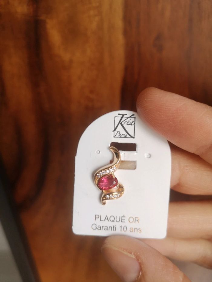 Pendentif plaqué or - photo numéro 2