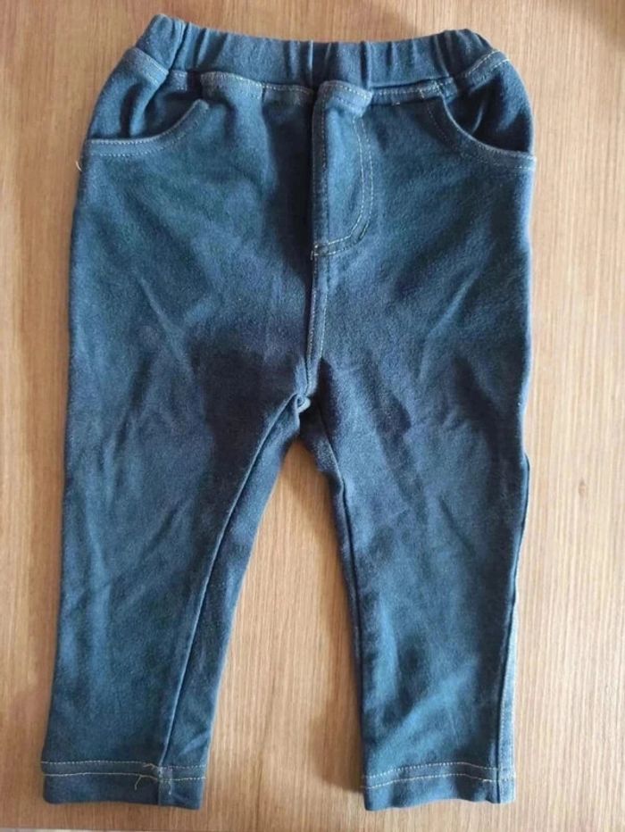 Lot 3 jeans 18 mois - photo numéro 2
