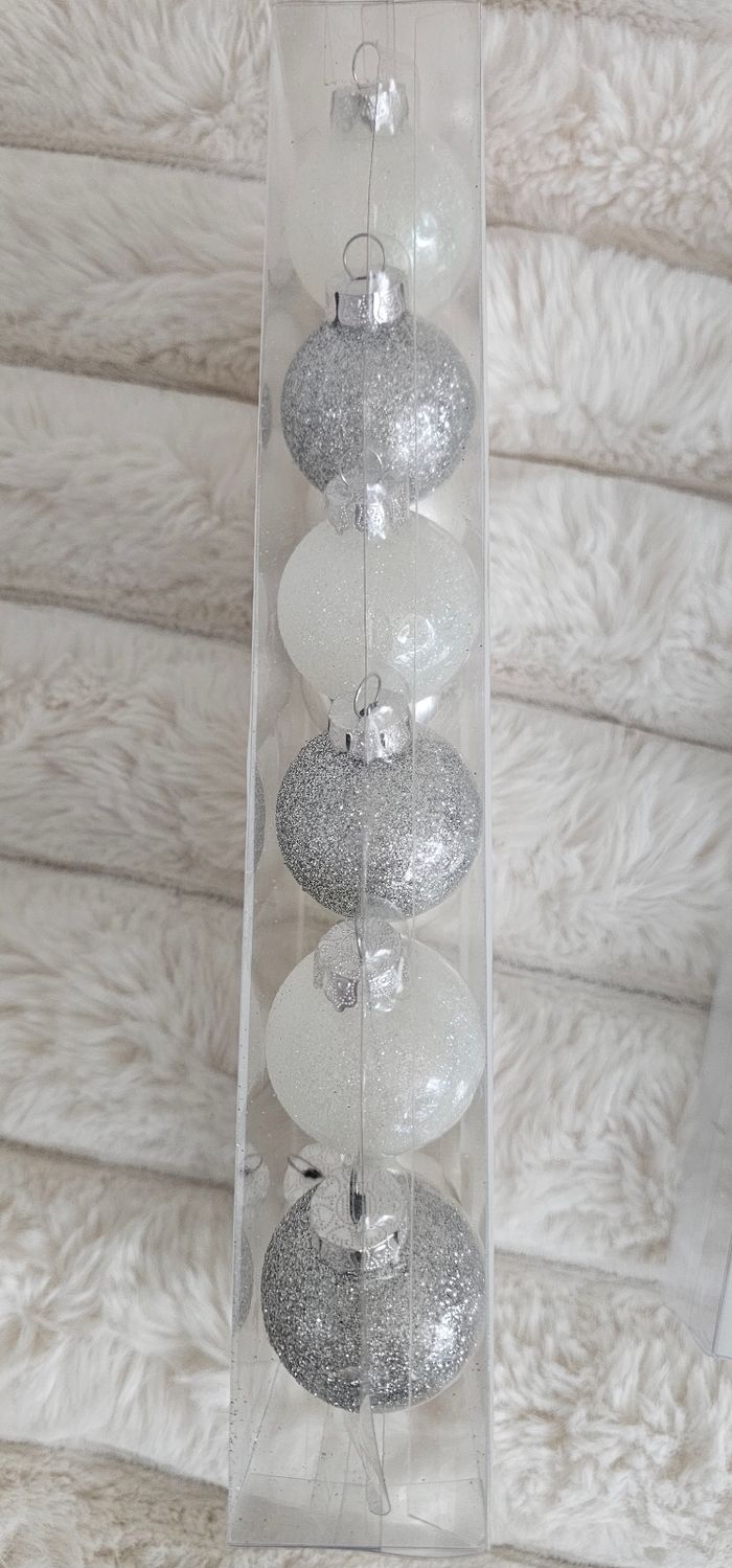 Lot de 24 boules en verre de Noël 🎄Neufs - photo numéro 9