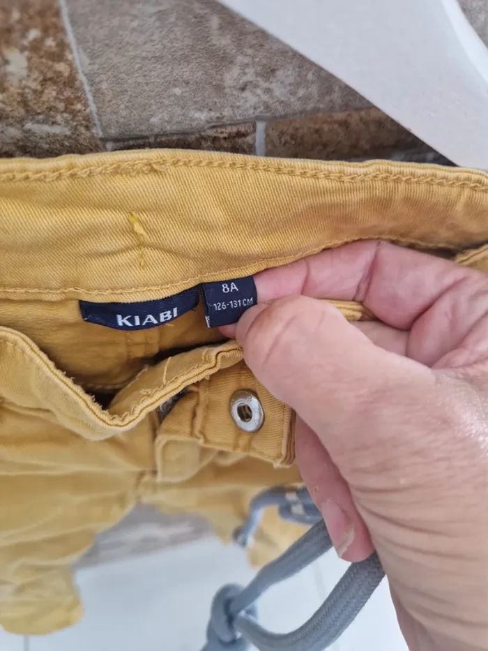 1 pantalon jaune moutarde taille 8 ans garçon - photo numéro 4