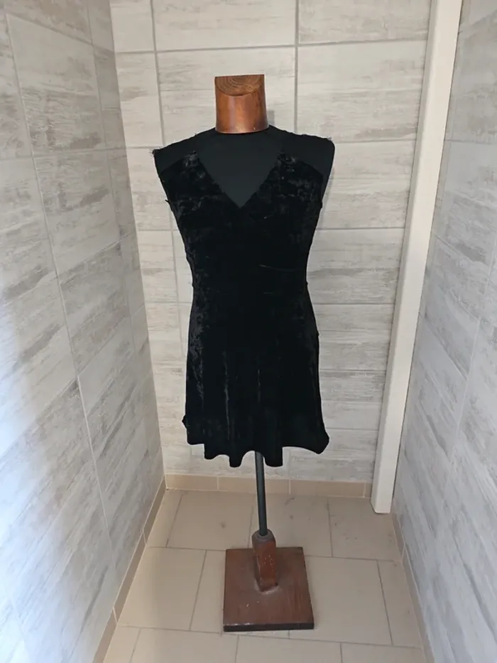 Robe noir effet velours