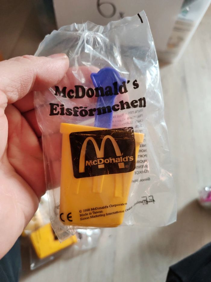 Moule à glace McDonald's - photo numéro 4
