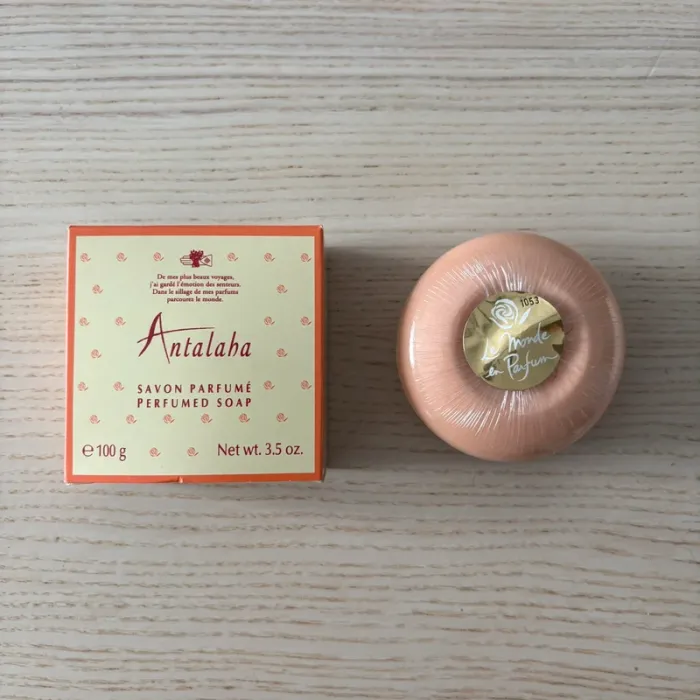 Savon Le monde en parfum • Antalaha 🌼
